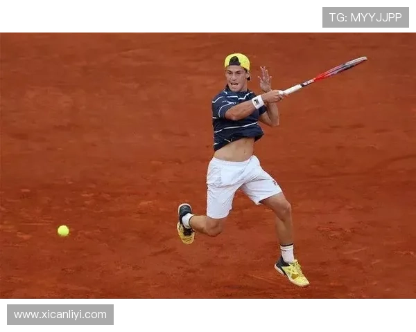 球员晒训练日常积极互动粉丝展现运动偶像全新亲密交流方式魅力风采